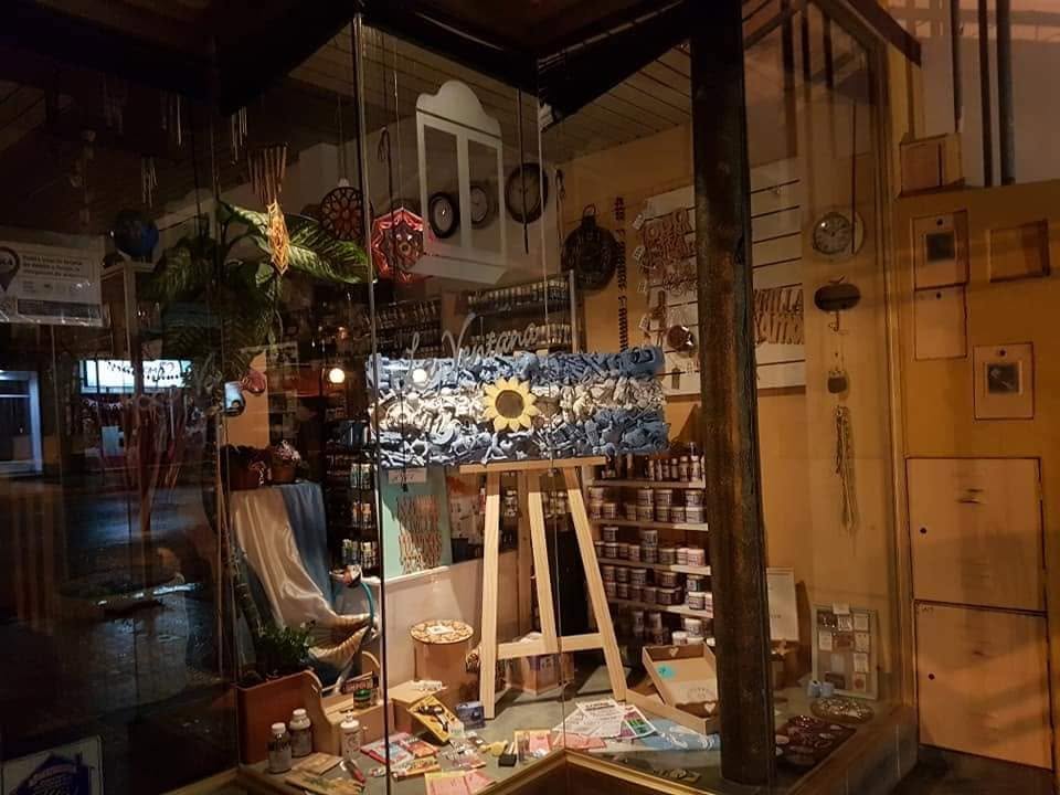 Foto de La Ventana Artistica Y Deco